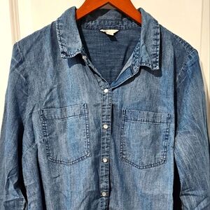 CATO size L button-up chambray blouse